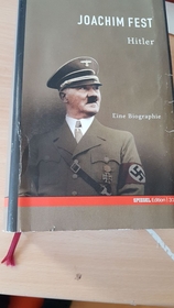 Hitler : eine Biographie.